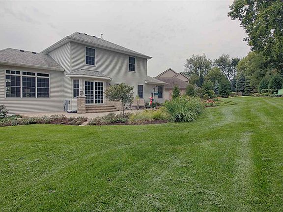 4th image of 6610 Rolling Hedge Ln