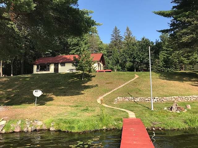 1st image of 1445 White Horse Ln