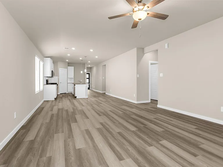 18095 Martin Pines Dr — Photo 11