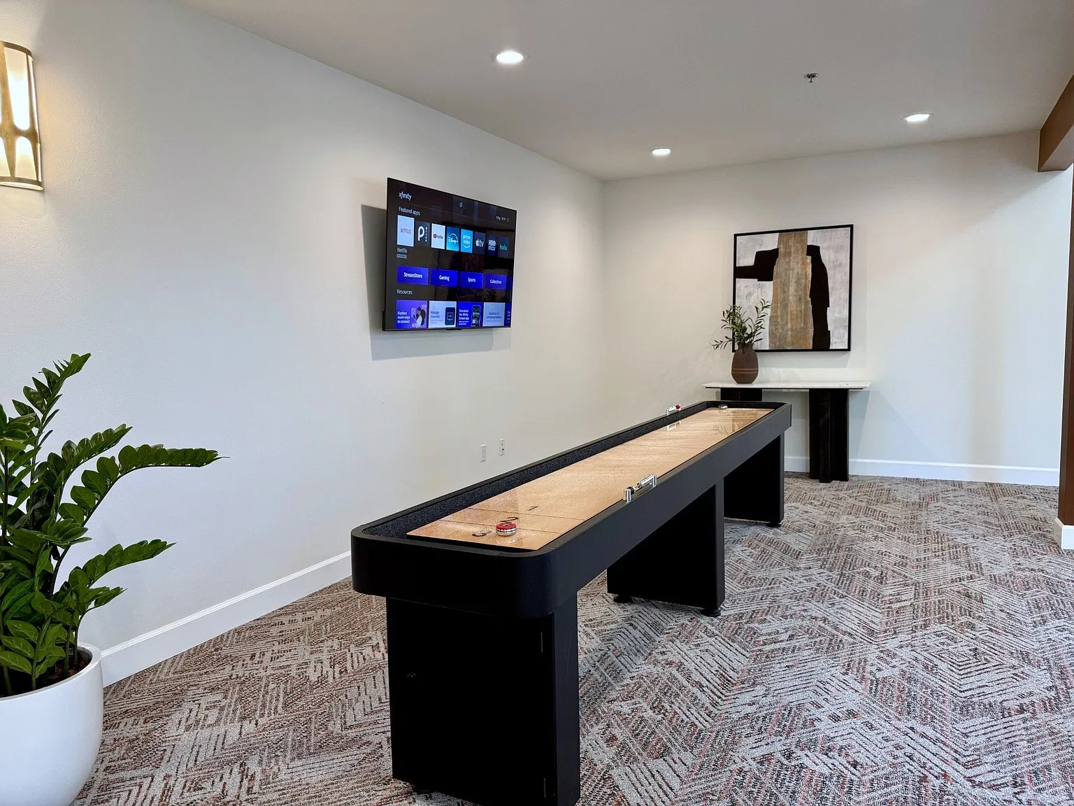 Larch Alderwood — Photo 4