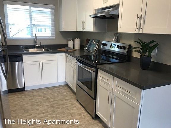 2nd image of 2270 Miramar Ave APT 7