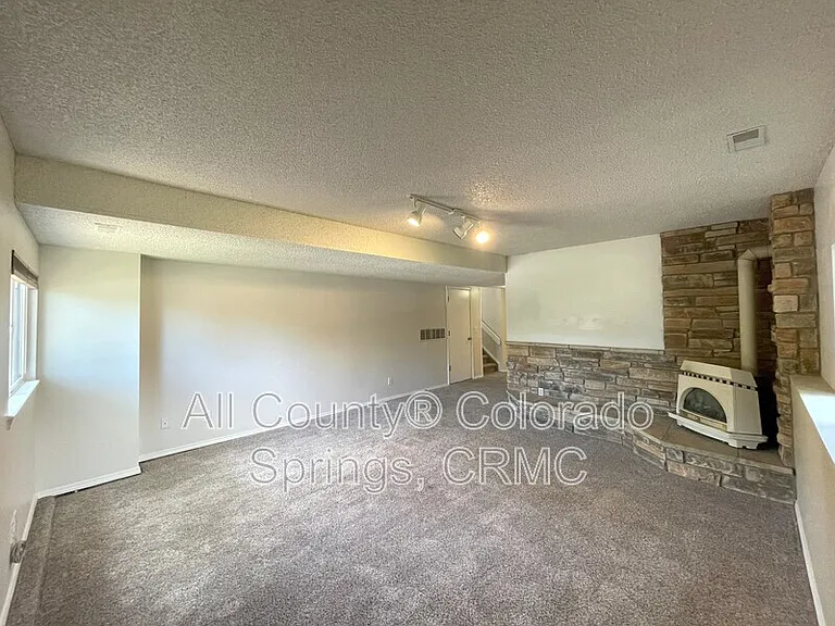 3410 Marble Ter — Photo 25