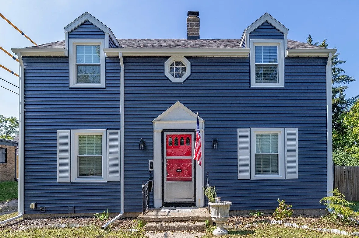 3 bed, 1.5 bath, 1440 sqft, $2,850 — Photo 2