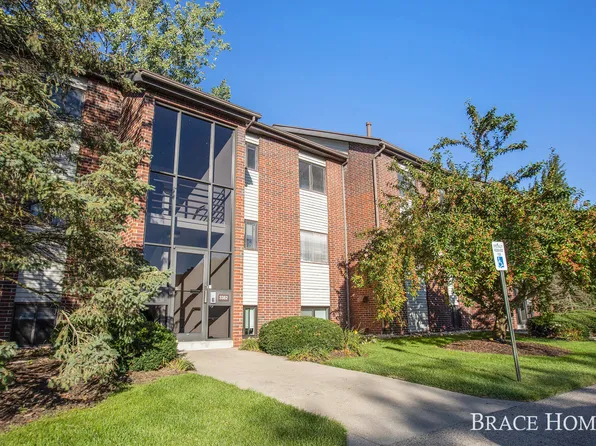 3382 Devonwood Hls NE APT F, Grand Rapids, MI 49525