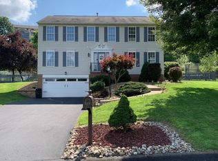 531 Sunrise Dr, Leechburg, PA 15656