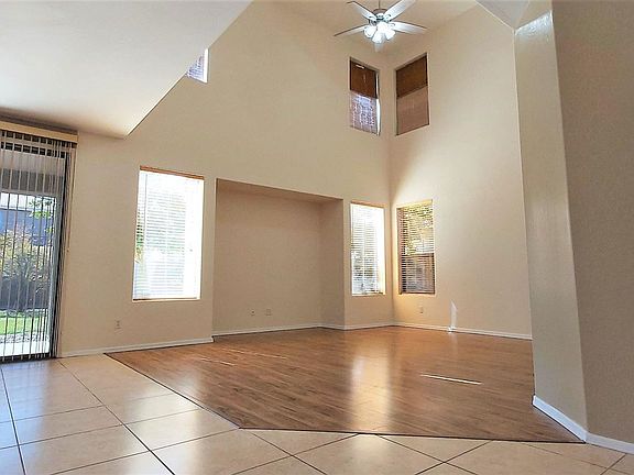 5th image of 1209 E Browning Pl