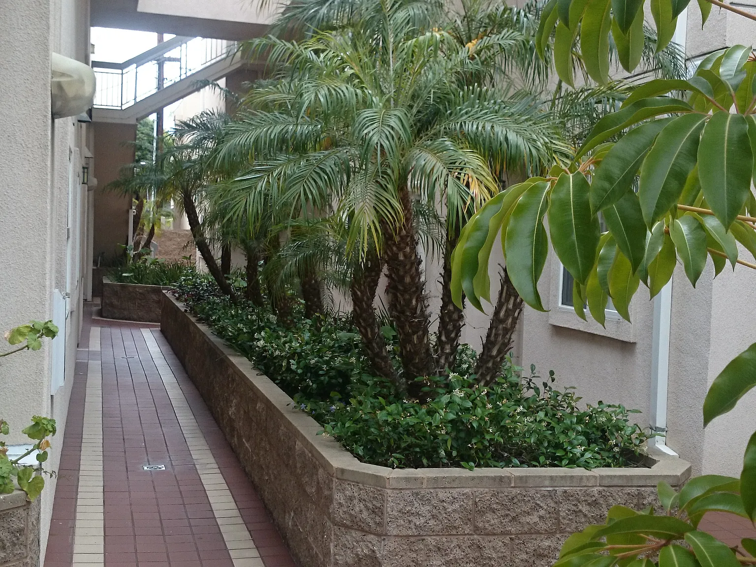 616 N Jackson Street — Photo 2