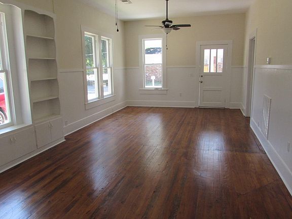 5th image of 913 Garden Ave