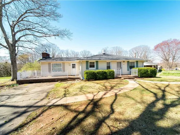 5890 Norman Rd, Rural Hall, NC 27045