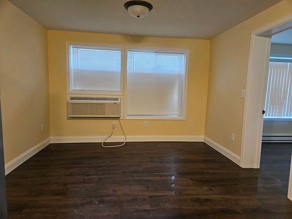 3rd image of 920 N Church St #2