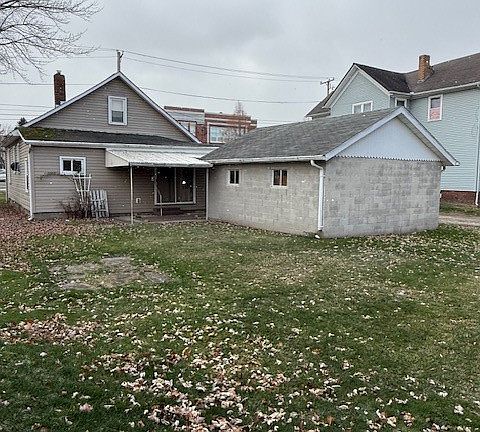 3rd image of 323 Trenton Ave