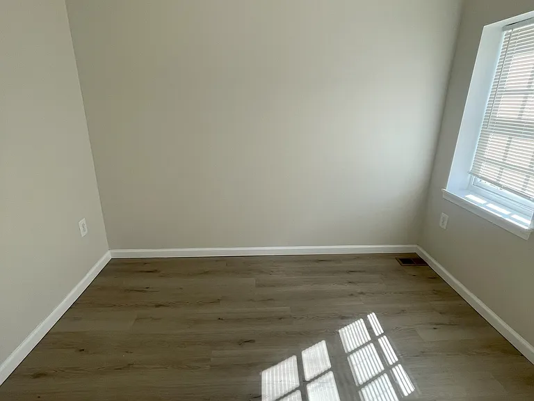 119 S Arlington Ave — Photo 8