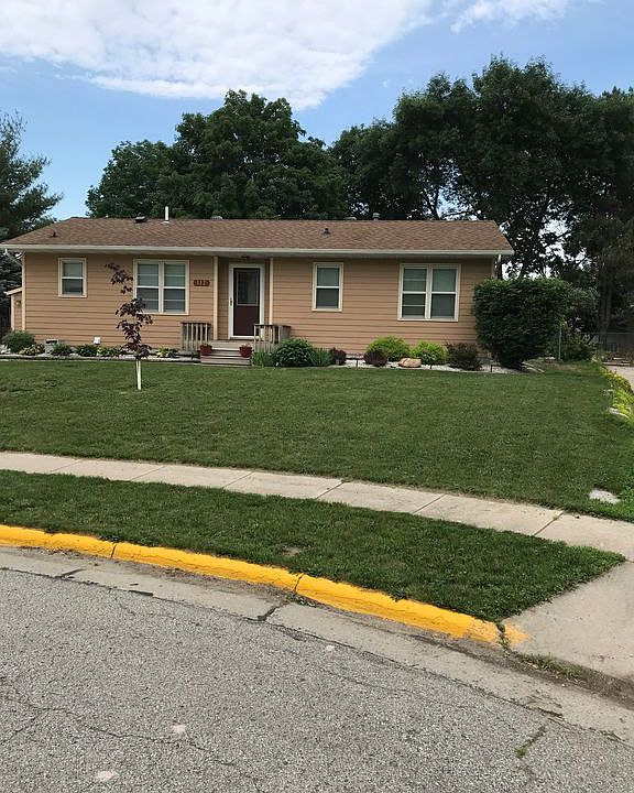 1st image of 112 Sandburg Ct