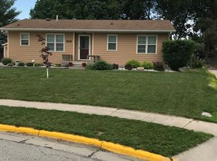 112 Sandburg Ct, Ames, IA 50014