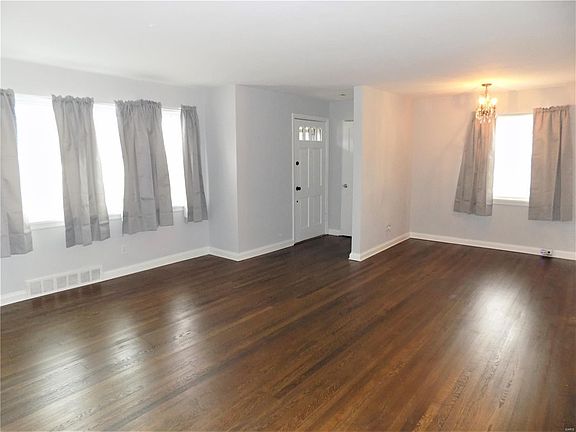 2nd image of 1248 Buck Ave