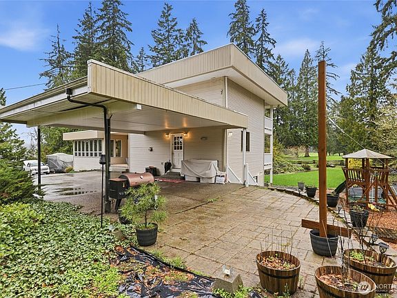 3rd image of 3234 Wildwood Drive