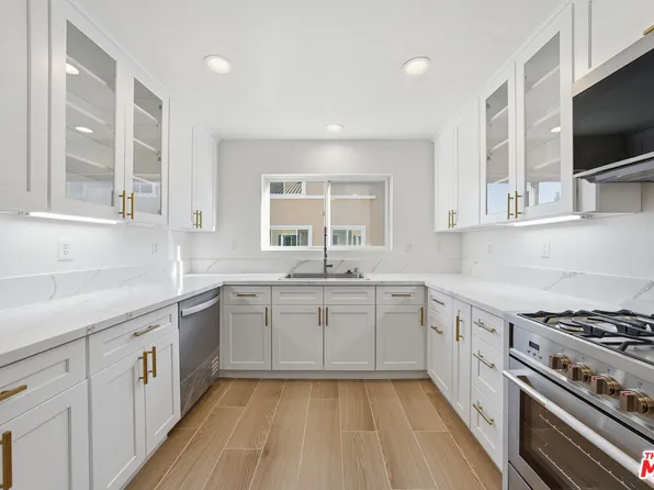 25715 Wagner Way Unit B, Stevenson Ranch, CA 91381