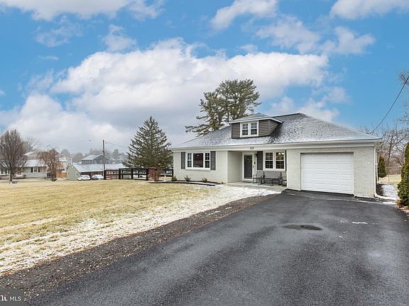 3rd image of 519 Old Baltimore Rd