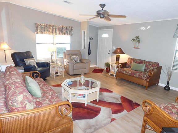 4th image of 3189 Columbrina Circle
