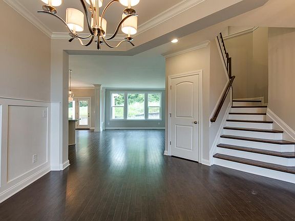 2nd image of 104 North Malayna Lot 89
