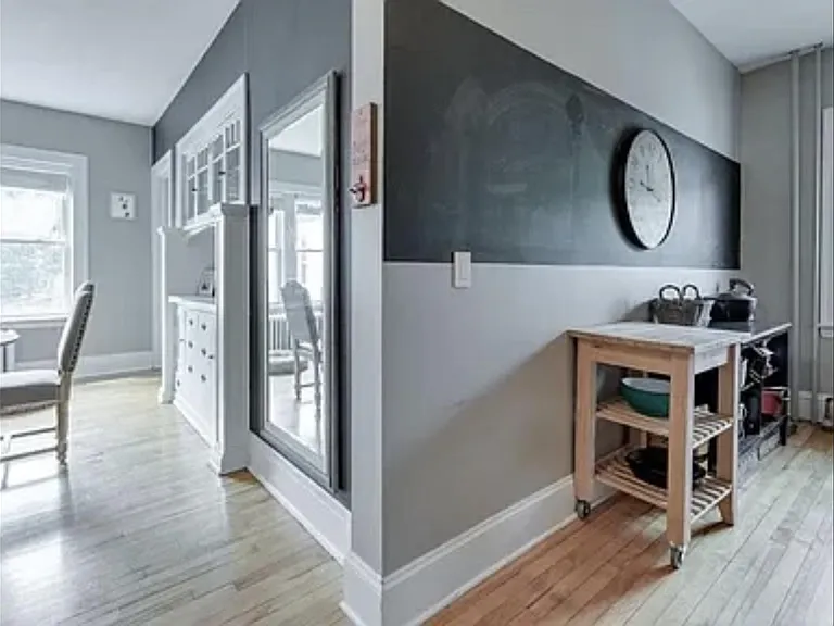 2300 Girard Ave S #204 — Photo 10