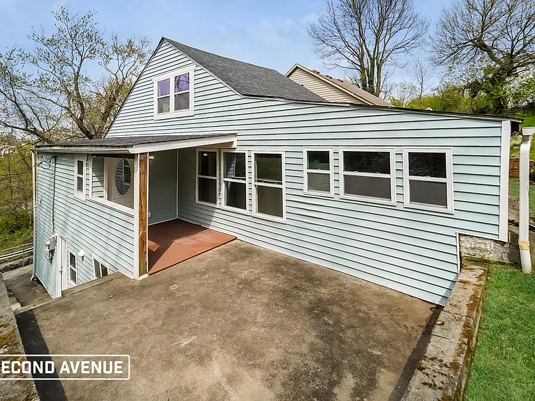 1800 Saint Patrick St — Photo 14