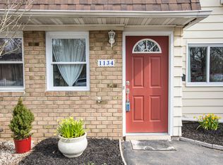 1134 Stonegate Rd, Shrub Oak, NY 10588