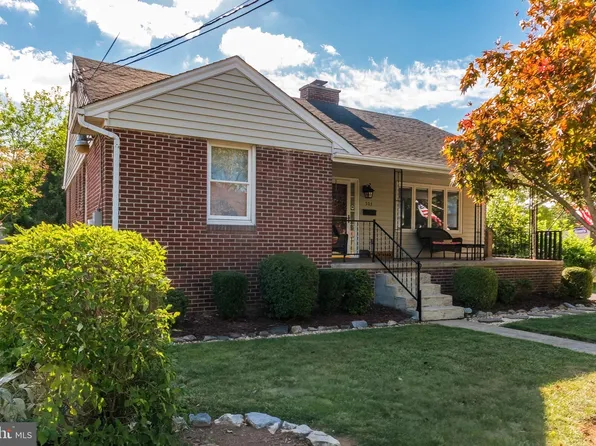 503 Edgemont Ter, Martinsburg, WV 25401