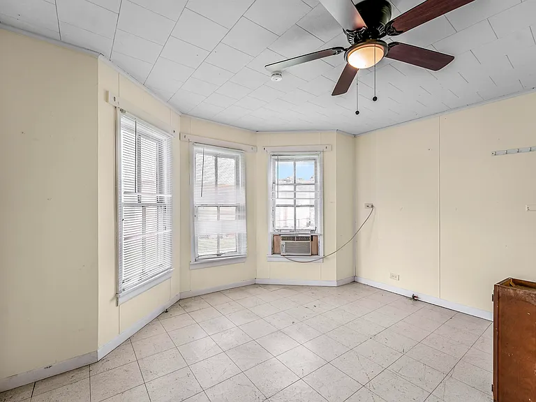 409 Arthur Ave — Photo 8