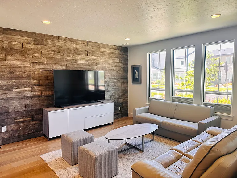 4410 E Parkcenter Blvd — Photo 10