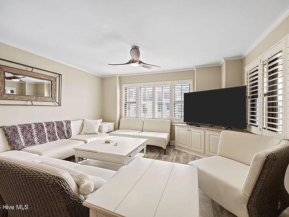 5th image of 1505 Salter Path Road #535