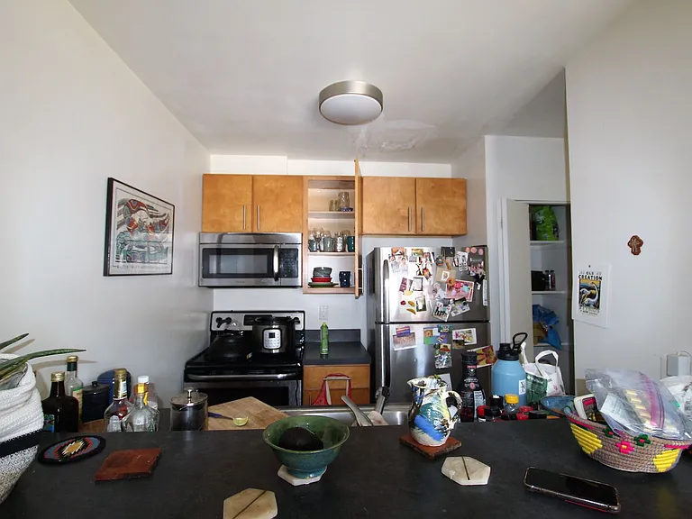 2831 W Girard Ave #2 — Photo 5