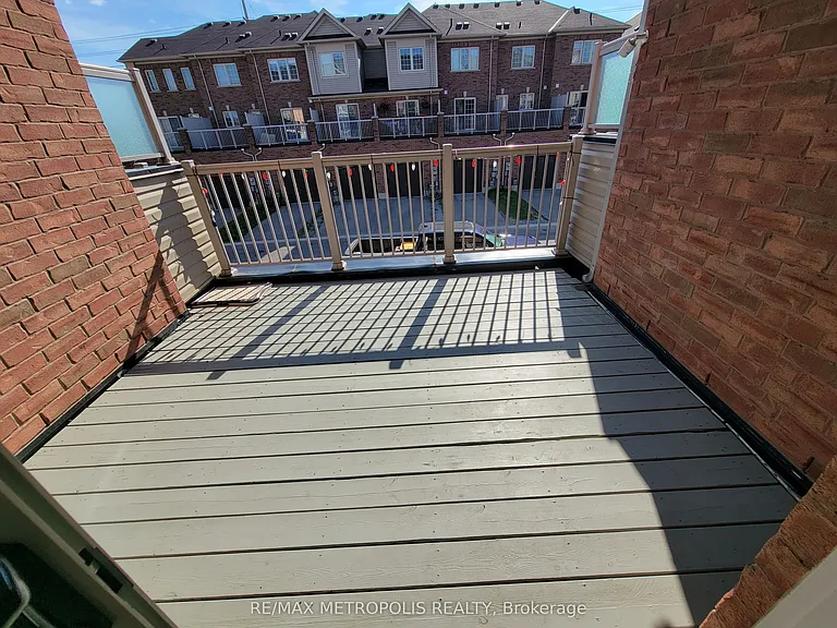 11 Valliere Dr — Photo 21