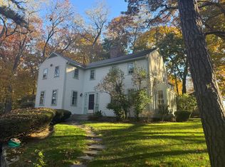 41 Locust Ave, Lexington, MA 02421