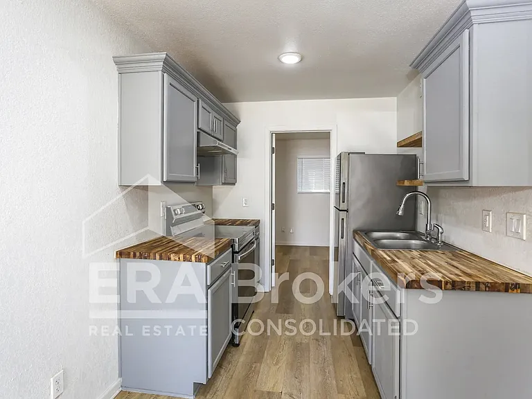 614 Adams Ave #1 — Photo 6