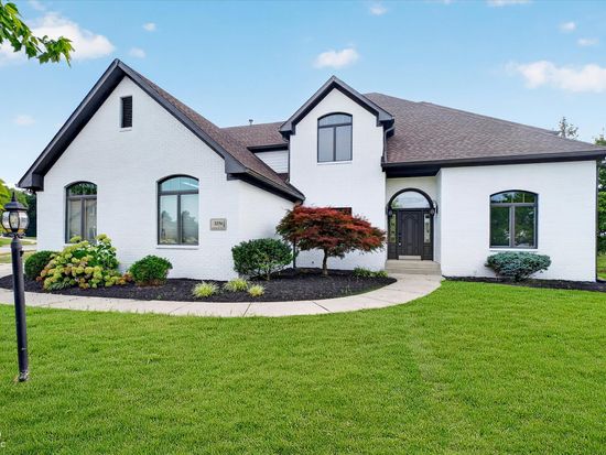 3256 Waterside Ct, Greenwood, IN 46143