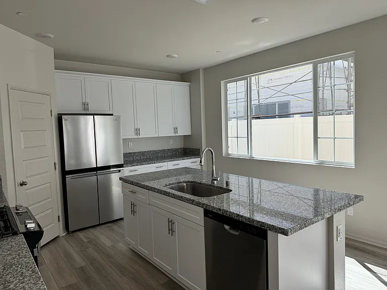 40315 Birchfield Dr — Photo 12