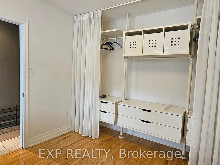 215A Chambers Ave — Photo 2