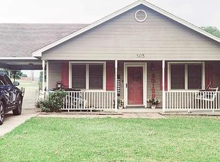 303 W Bois D Arc Ave, Fort Gibson, OK 74434