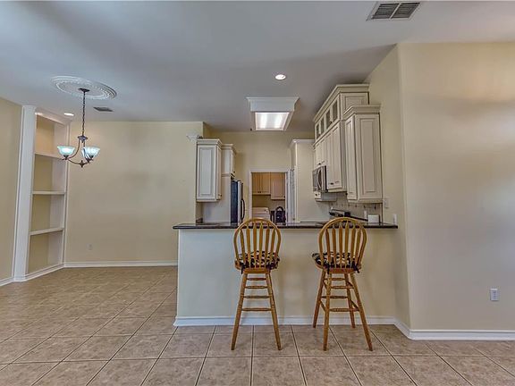 4th image of 126 Whistlers Cove Rd