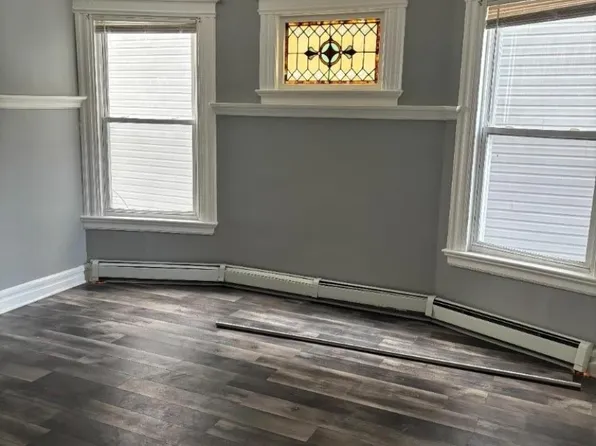 110 N 19th St Floor 1, East Orange, NJ 07017