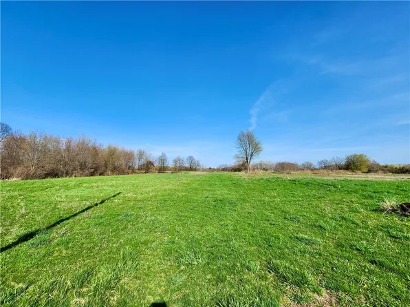 (undisclosed Address), Churchville, NY 14428