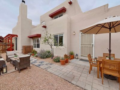 4377 Vuelta Dorado, Santa Fe, NM, 87507
