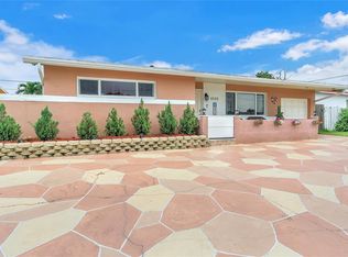 8520 NW 25th Ct, Sunrise, FL 33322