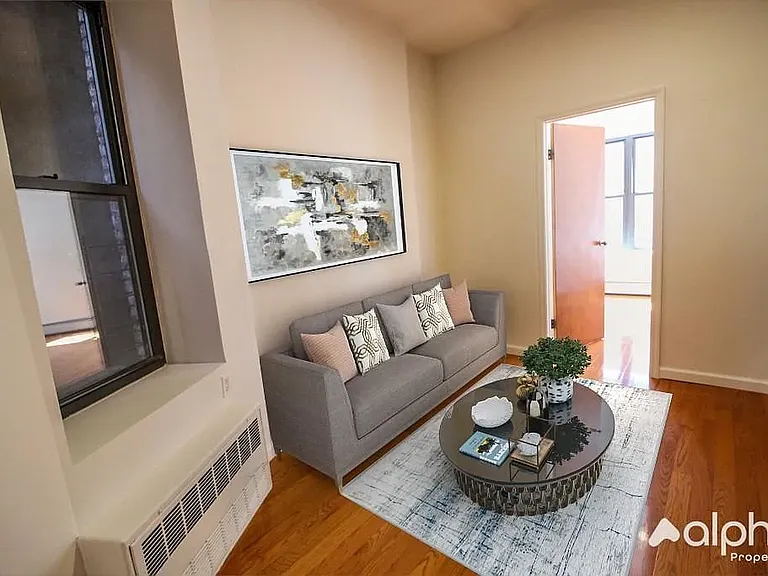 199 Henry St #4 — Photo 2