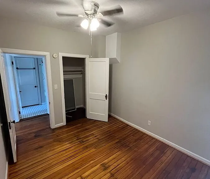 2 W Walnut St #4 — Photo 18
