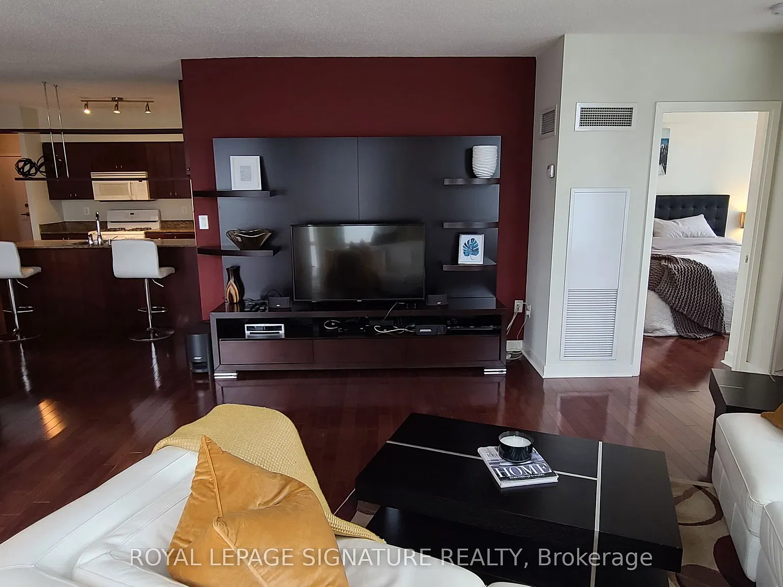3 bed, $4,500 — Photo 4