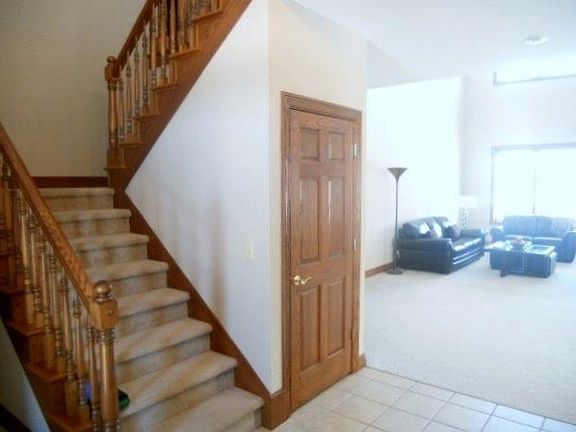 5th image of 15755 Brookview Trl
