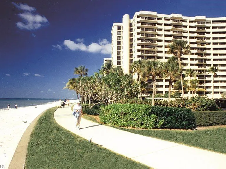 4001 Gulf Shore Blvd N #1104 — Photo 30