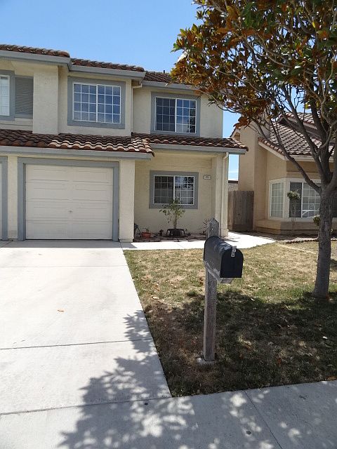1st image of 721 Las Palmas Dr